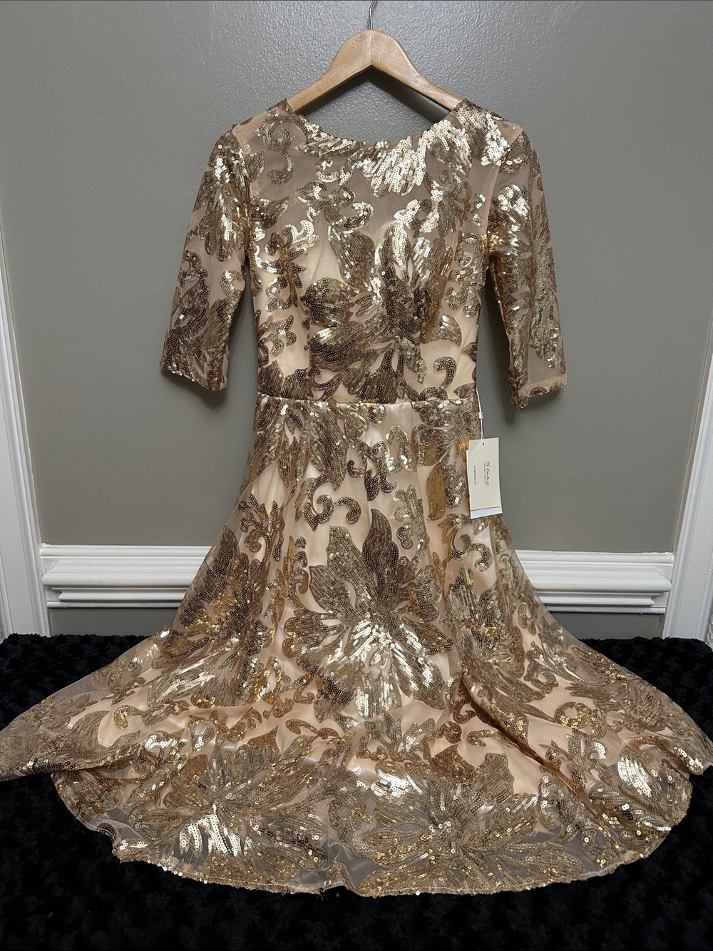NWT TS Couture gold sequin formal dress Sz S